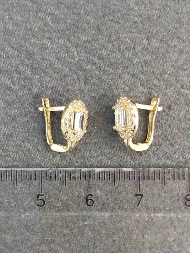 14 AYAR BAGET TAŞLI TARZ ALTIN BEBEK KÜPE - Görsel 4