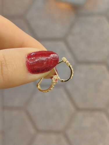 14 AYAR ÖZEL TASARIM TARZ J ALTIN BEBEK KÜPE - Görsel 3