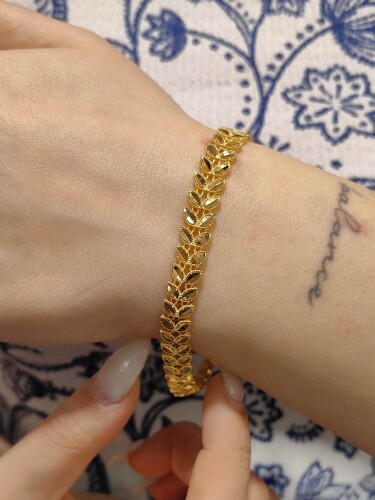 22 AYAR BAŞAK MODEL TARZ ALTIN BİLEKLİK - Görsel 3